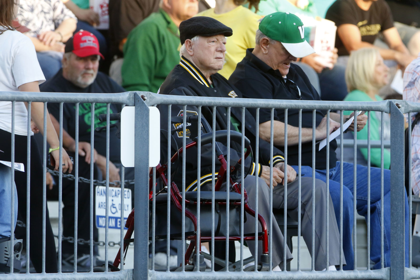 Faces of the Region: Penn at Valparaiso football